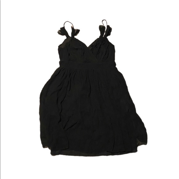 Club Monaco Dresses & Skirts - Club Monaco, flowy black silk dress